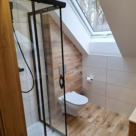 Debowy Zakatek W Dolinie Baryczy Міліч