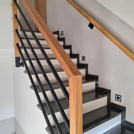 Debowy Zakatek W Dolinie Baryczy Gæstehus Milicz