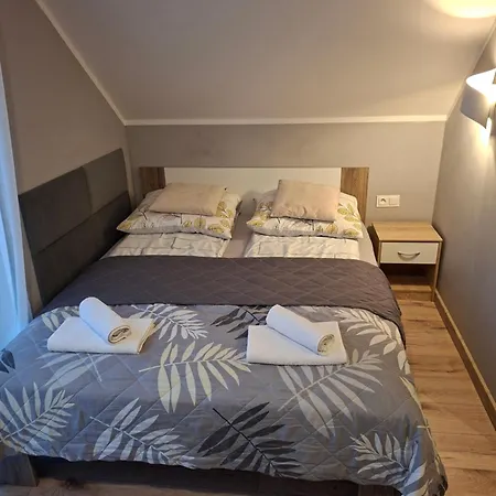 Debowy Zakatek W Dolinie Baryczy Penzion 3*