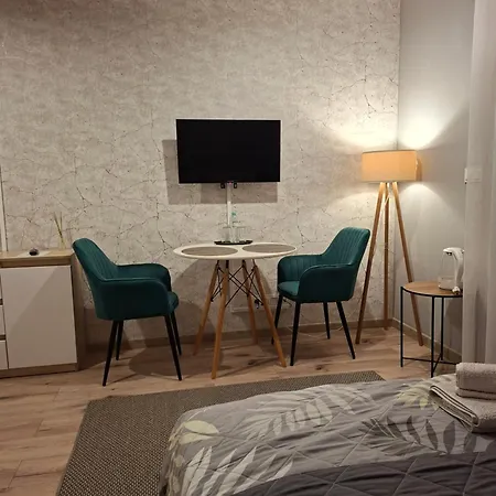 Debowy Zakatek W Dolinie Baryczy 3* Milicz