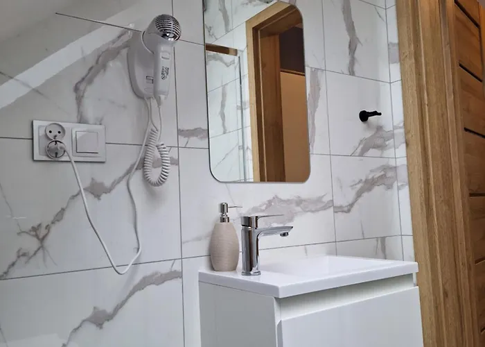 Debowy Zakatek W Dolinie Baryczy Milicz