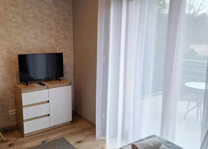 Debowy Zakatek W Dolinie Baryczy