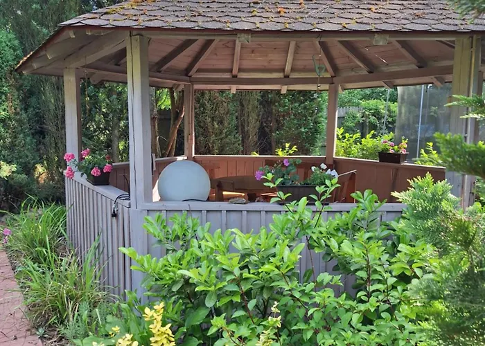 Gæstehus Debowy Zakatek W Dolinie Baryczy 3*