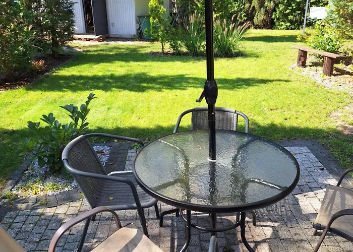 Debowy Zakatek W Dolinie Baryczy Gæstehus